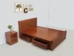 Mẫu giường gỗ xoan đào có ngăn kéo