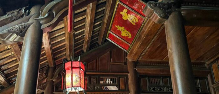 Nhà gỗ mít 200 năm tuổi